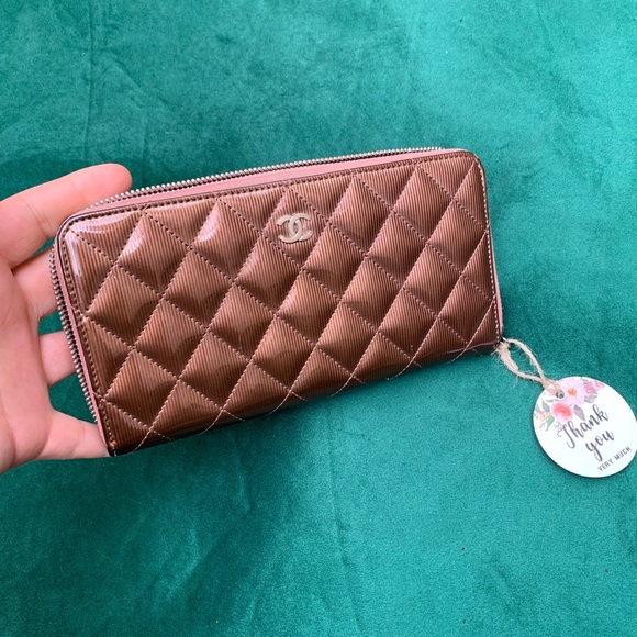 CHANEL Handbags - Authentic CHANEL Matelasse Bronze Leather …